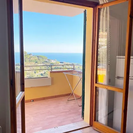 Panoramico Con Terrazzo